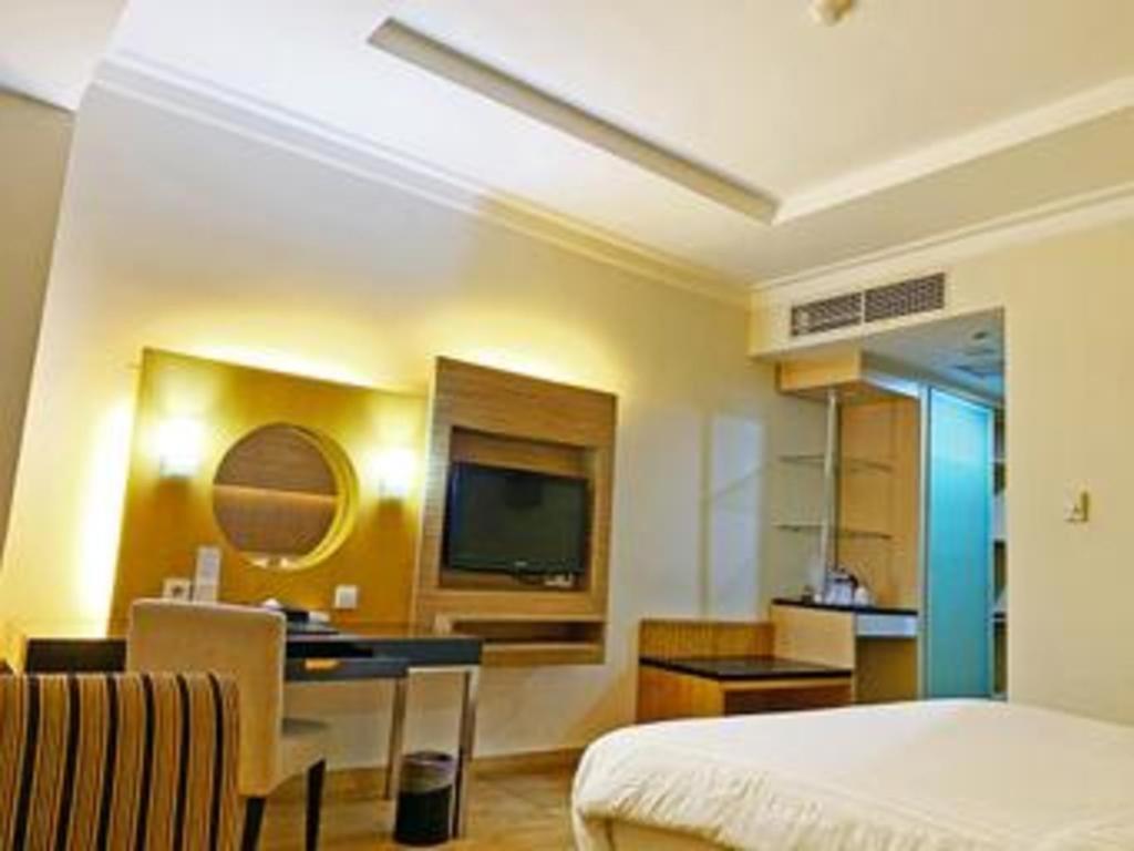 Grand Basko Hotel Παντάνγκ Εξωτερικό φωτογραφία